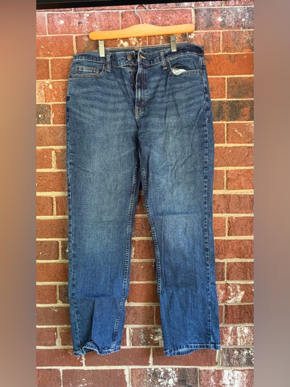 Men's Straight Jeans - Classic Straight Fit